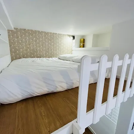 Le Champagne Coquebert Centre-ville Apartman