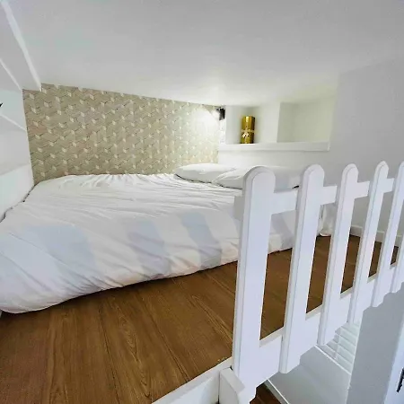 Lägenhet Le Champagne Coquebert Centre-ville Reims