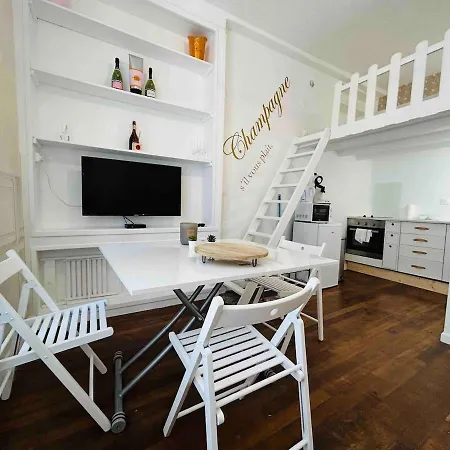 Apartman Le Champagne Coquebert Centre-ville